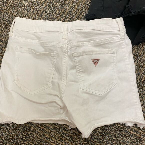 Guess distressed 3 pack denim mom jean shorts - Picture 5 of 13